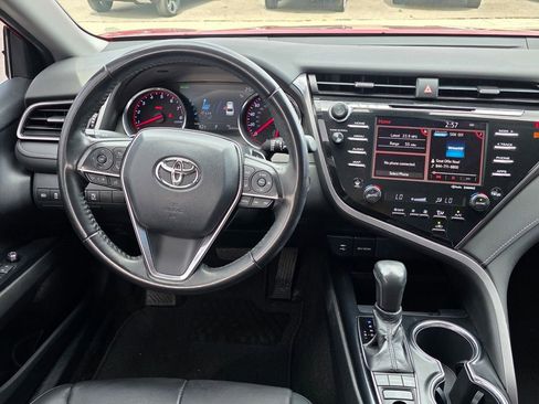Used 2019 Toyota Camry XSE w/ Blackout Package image 18