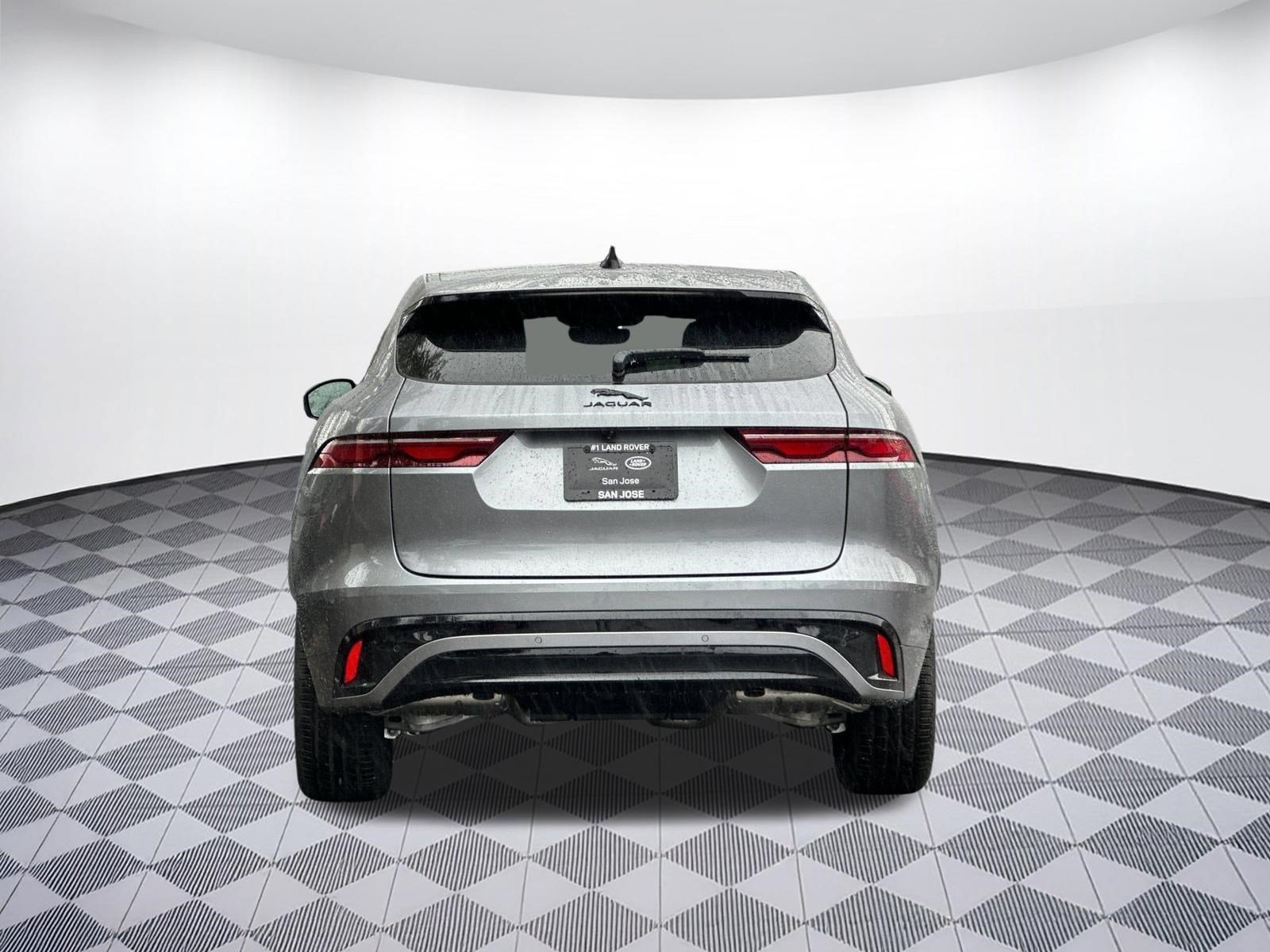 New 2025 Jaguar F-PACE R-Dynamic S AWD/4WD image 8