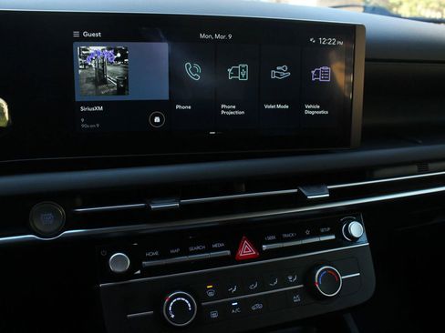 Used 2025 Hyundai Santa Cruz SE image 30