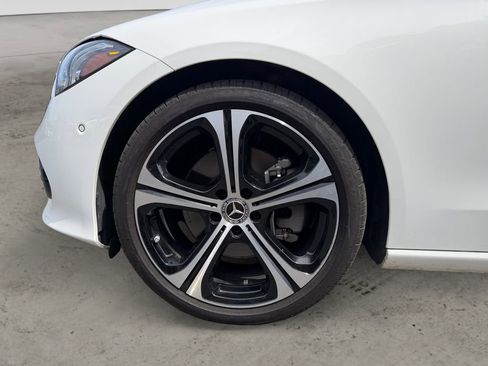 Used 2025 Mercedes-Benz C 300 Sedan image 14