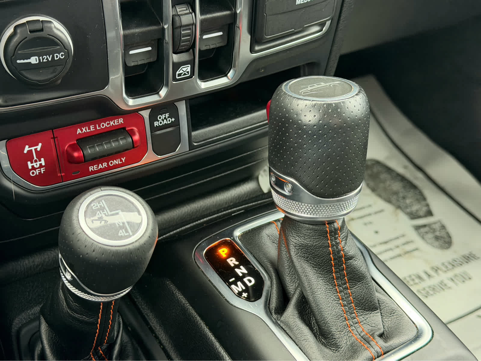 Used 2023 Jeep Gladiator Mojave w/ Cold Weather Group AWD/4WD image 20