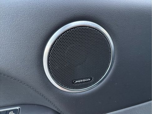 Used 2020 Land Rover Range Rover Sport SE image 24