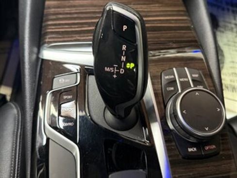 Used 2019 BMW 540i RWD image 19