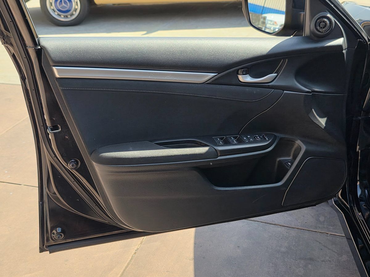 Used 2018 Honda Civic EX-T image 27