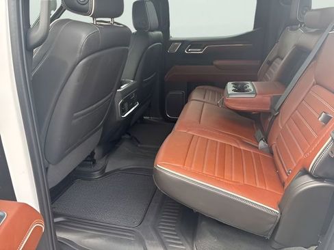 Used 2023 GMC Sierra 1500 Denali Ultimate AWD/4WD image 31