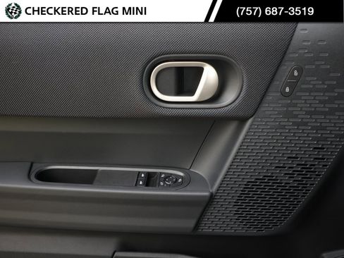 Used 2025 MINI Cooper S image 34