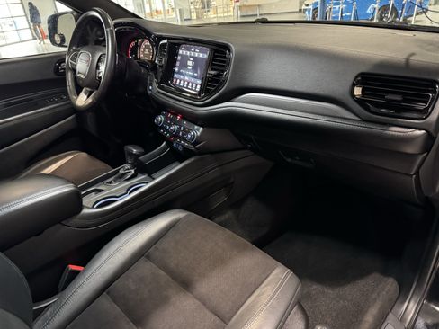 Used 2022 Dodge Durango GT image 41