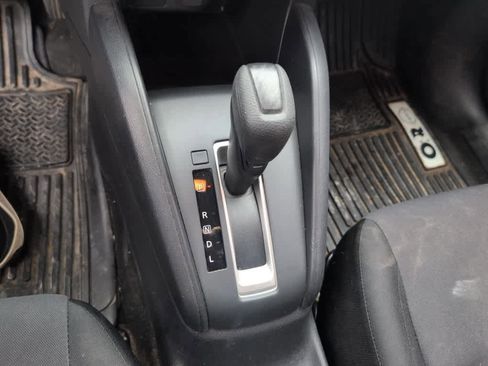 Used 2022 Nissan Versa S image 11