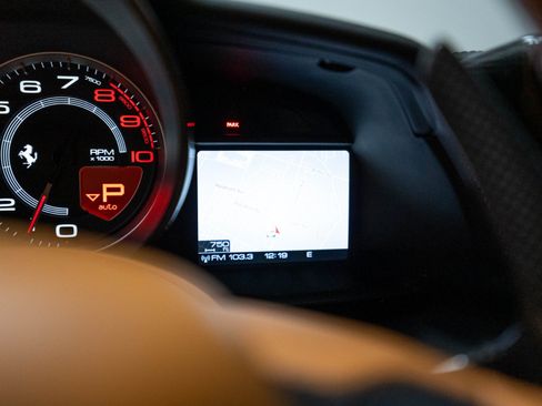 Used 2016 Ferrari 488 GTB RWD image 44