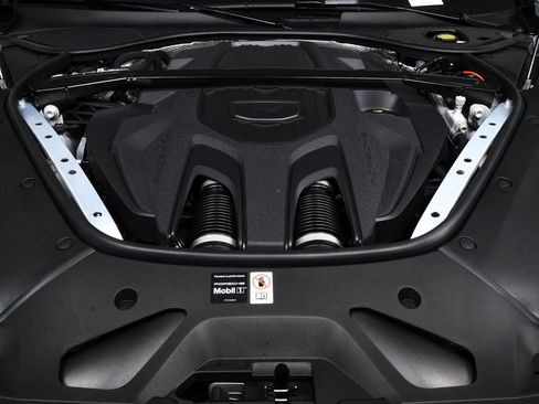 New 2026 Porsche Panamera image 35