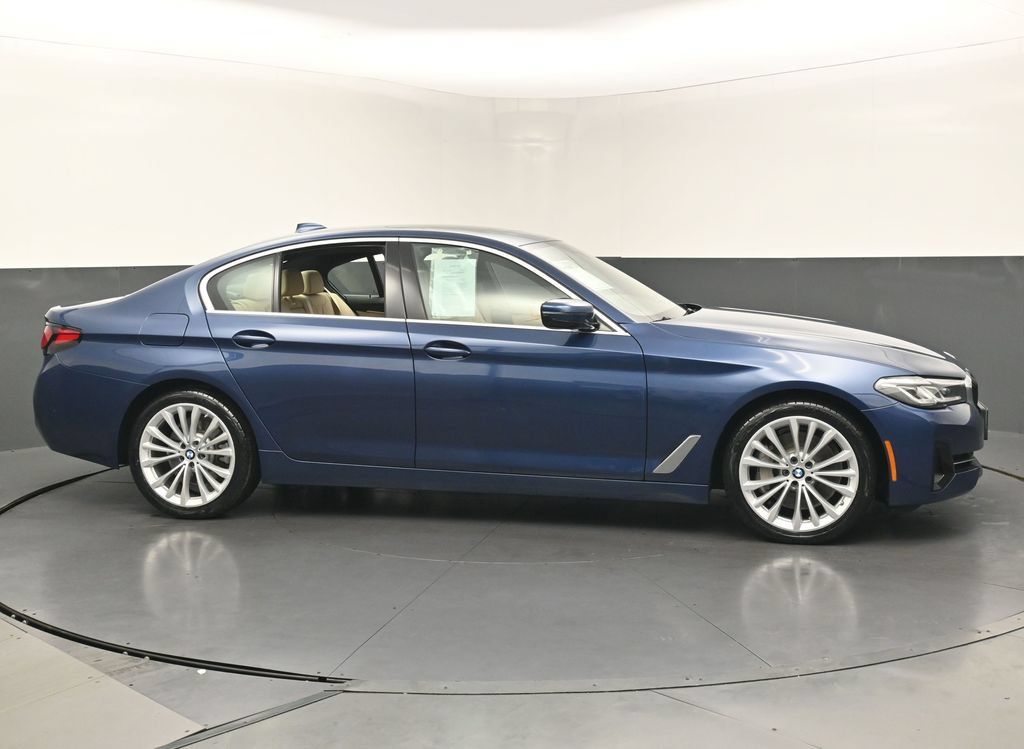 Used 2023 BMW 530i xDrive w/ Convenience Package AWD/4WD image 11