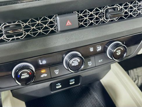 Used 2023 Honda Accord LX image 27