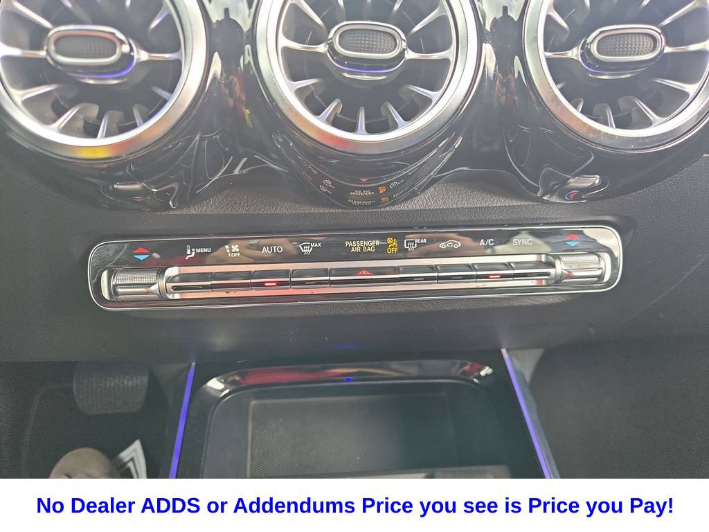 Used 2023 Mercedes-Benz GLB 250 4MATIC w/ Premium Package image 35