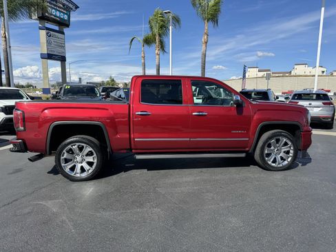 Used 2018 GMC Sierra 1500 Denali w/ Denali Ultimate Package image 13