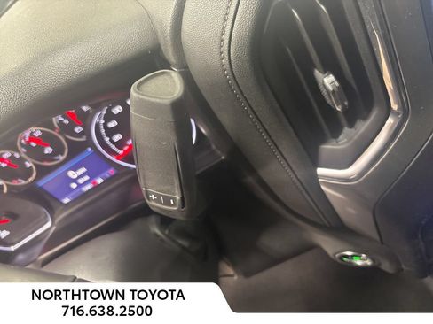 Used 2021 Chevrolet Silverado 1500 LT AWD/4WD image 18