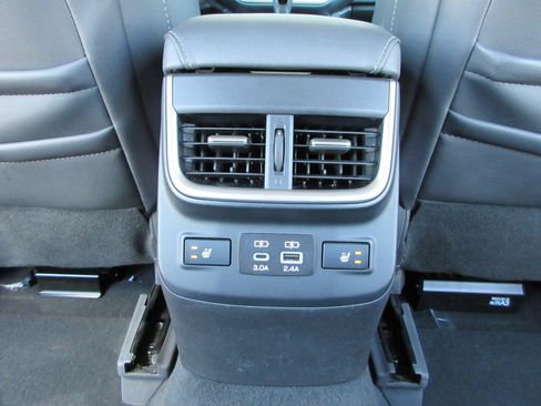 Used 2023 Subaru Outback Limited XT AWD/4WD image 22
