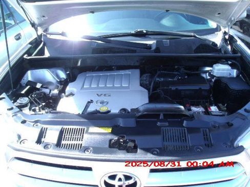 Used 2011 Toyota Highlander Limited image 41