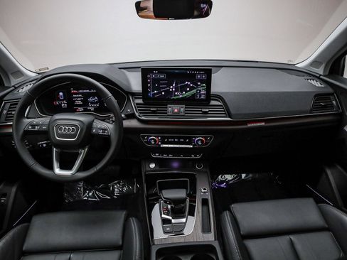 Used 2025 Audi Q5 2.0T Premium Plus w/ Premium Plus Package image 14