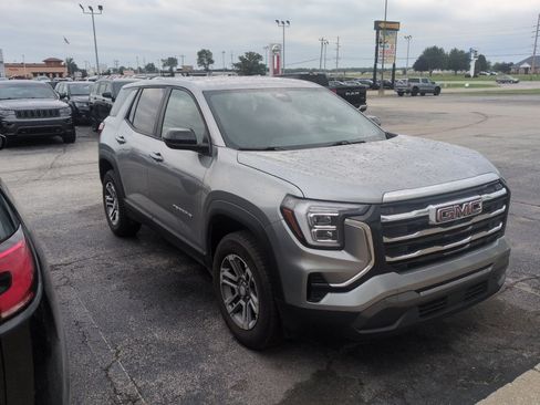 Used 2026 GMC Terrain Elevation AWD/4WD image 3