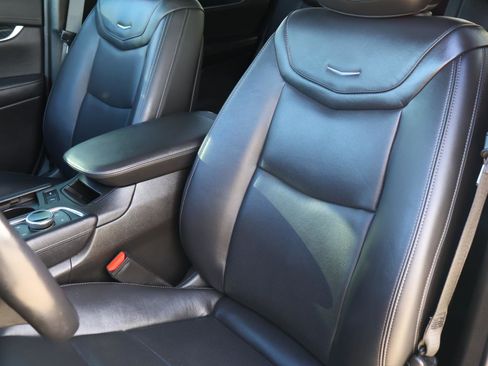 Used 2023 Cadillac XT6 Premium Luxury w/ Technology Package image 14