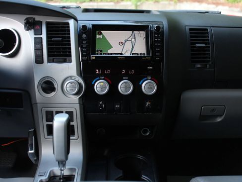 Used 2008 Toyota Tundra Limited AWD/4WD image 20