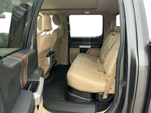 Used 2016 Ford F150 Lariat image 21