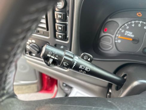 Used 2005 GMC Sierra 1500 SLE w/ Light Duty Power Package image 12