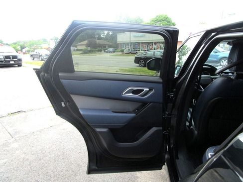 Used 2023 Land Rover Range Rover Velar R-Dynamic S AWD/4WD image 36