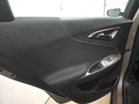 Used 2023 Chevrolet Malibu LT image 14