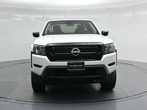 Used 2022 Nissan Frontier S w/ Technology Package image 49