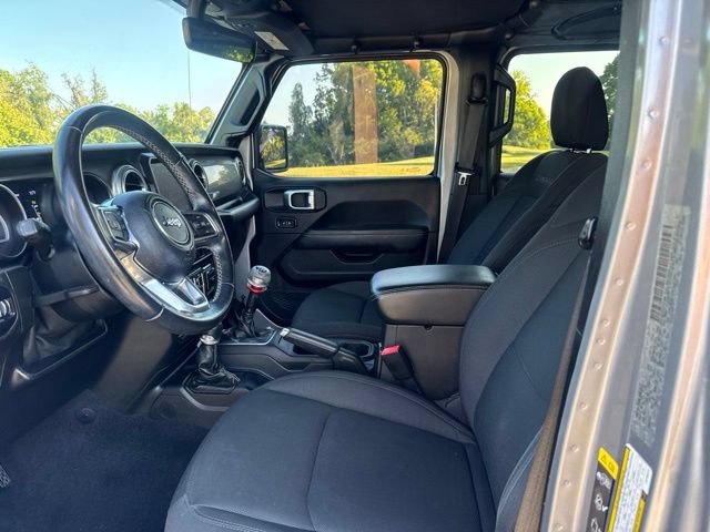 Used 2020 Jeep Wrangler Unlimited Sahara AWD/4WD image 16
