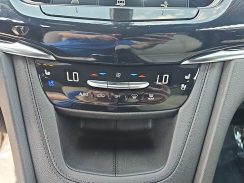 Used 2025 Cadillac XT6 Sport w/ LPO, Floor Liner Package image 25