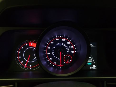 Used 2022 Hyundai Elantra SEL FWD image 23