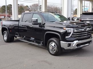 Used 2024 Chevrolet Silverado 3500 LTZ w/ LTZ Plus Package video 2