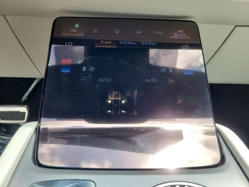 New 2026 Cadillac Vistiq Sport image 16