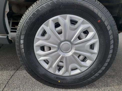 Used 2016 Ford Transit 350 XL image 20