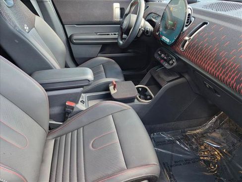 Used 2025 MINI Cooper Countryman John Cooper Works w/ Comfort Package Max AWD/4WD image 19