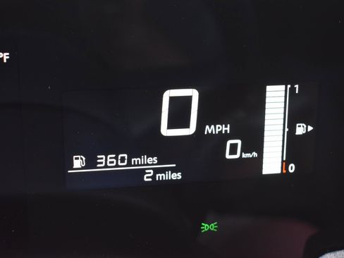New 2026 Nissan Kicks SV w/ Interior Electronics Package FWD image 29