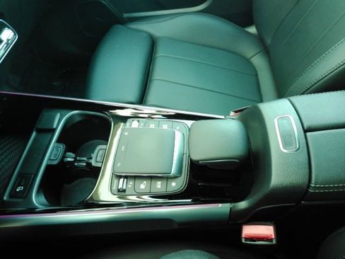 Used 2023 Mercedes-Benz EQB 300 4MATIC w/ Pinnacle Package image 38