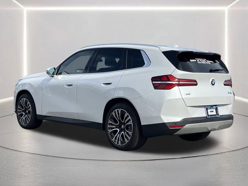 Used 2025 BMW X3 xDrive30i w/ Premium Package image 21