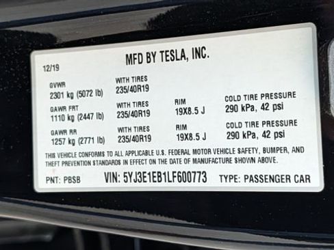 Used 2020 Tesla Model 3 Long Range AWD/4WD image 26