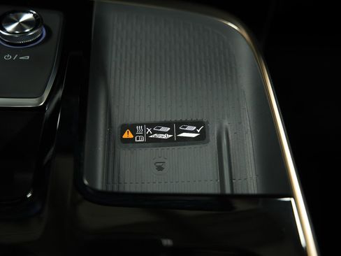 New 2026 Buick Enclave Avenir image 37