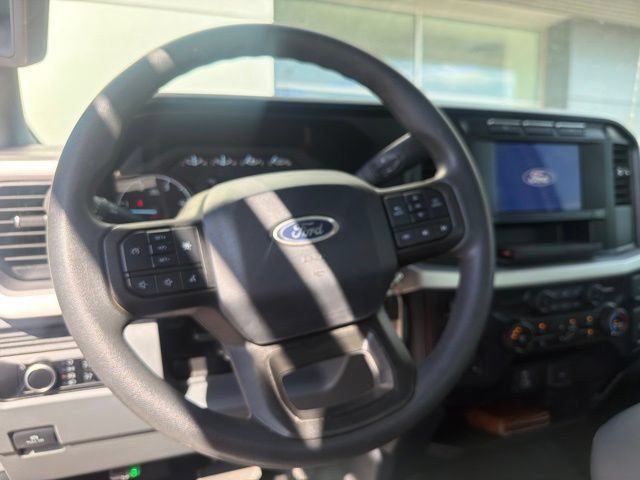 Used 2024 Ford F350 XL AWD/4WD image 9