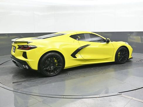 Used 2023 Chevrolet Corvette Stingray Premium Cpe w/ 3LT RWD image 2