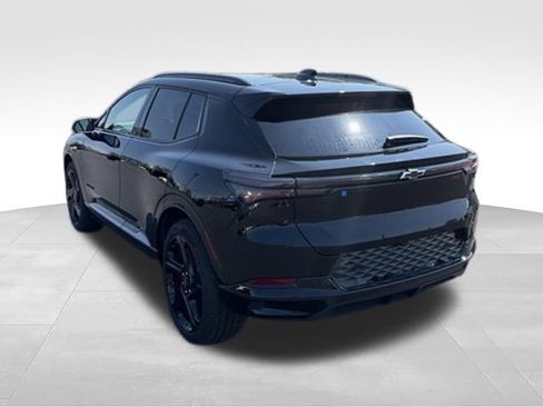 Certified 2025 Chevrolet Equinox EV RS FWD image 15