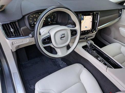 Used 2020 Volvo V90 T6 Cross Country w/ Protection Package Premier AWD/4WD image 10