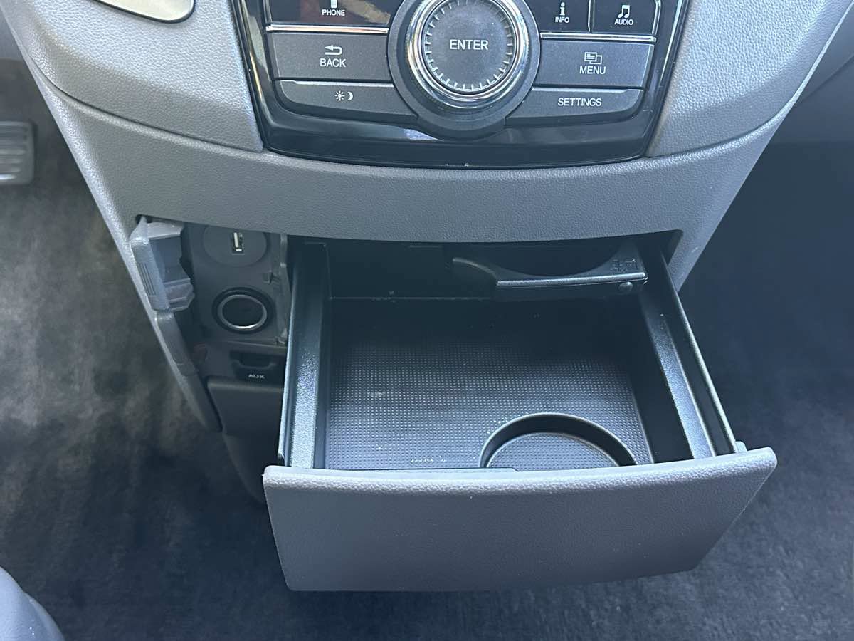 Used 2016 Honda Odyssey EX-L image 43