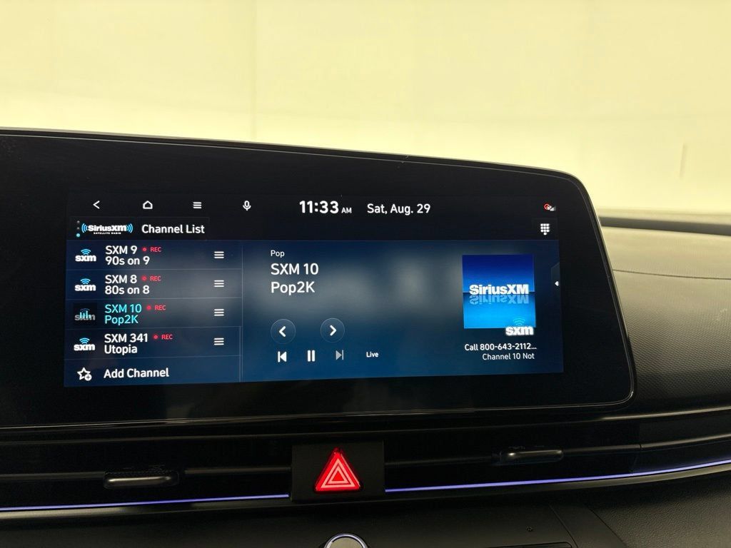 New 2025 Hyundai Elantra SEL FWD image 28