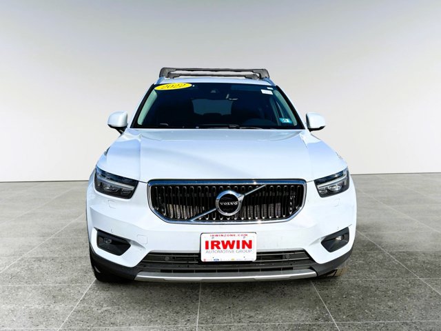 Used 2022 Volvo XC40 T5 Momentum w/ Premium Package AWD/4WD image 8