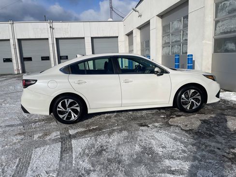 Used 2021 Subaru Legacy Premium image 9